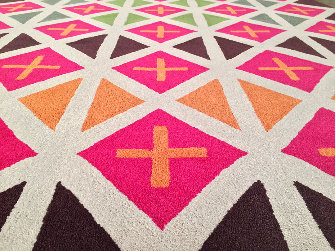 Vibrant Colored Rug with Geometric Pattern for a Lobby | Urba Rugs