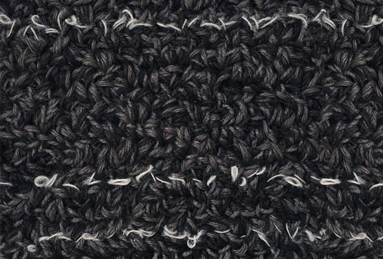 Zen Rug Made of Black Loop Pile in Linen Yarn | Ugo | Urba Rugs