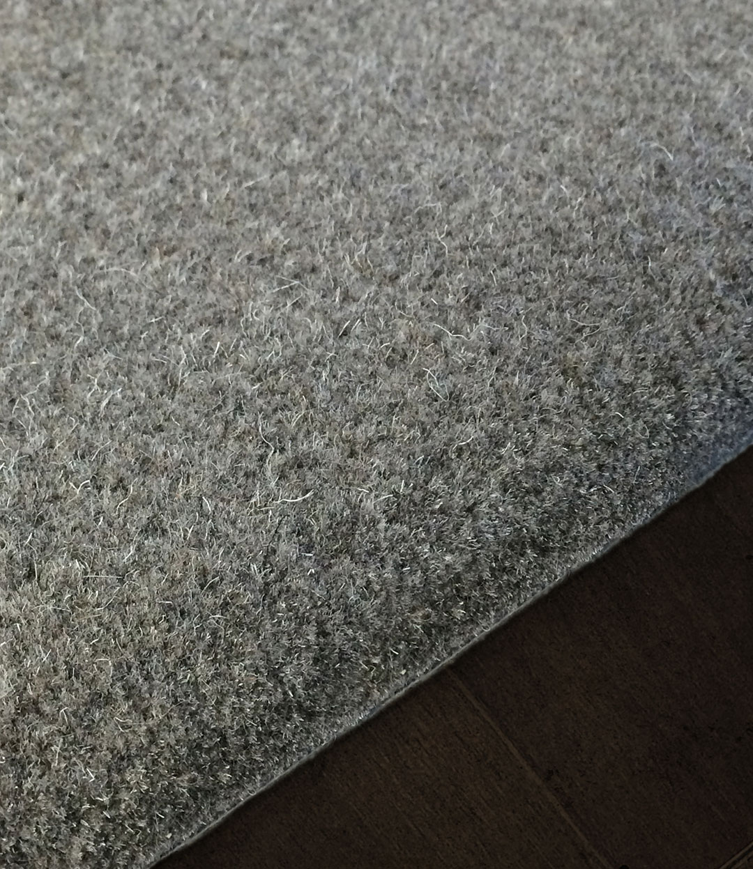 Gray Area Rug in Natural Wool fiber | Custom Rugs | Urba Rugs Canada